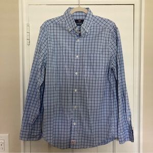 Vineyard Vines Blue and White Plaid Casual Button Down Shirt